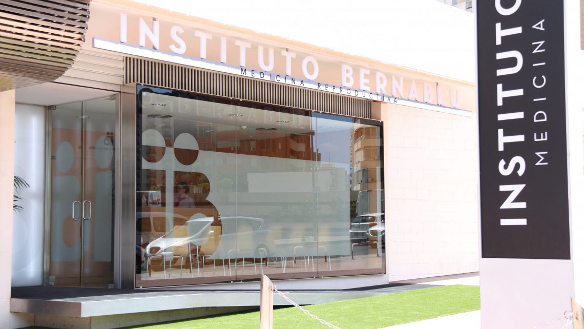 La clínica del Instituto Bernabeu de Benidorm renueva sus instalaciones de fertilidad y ginecología