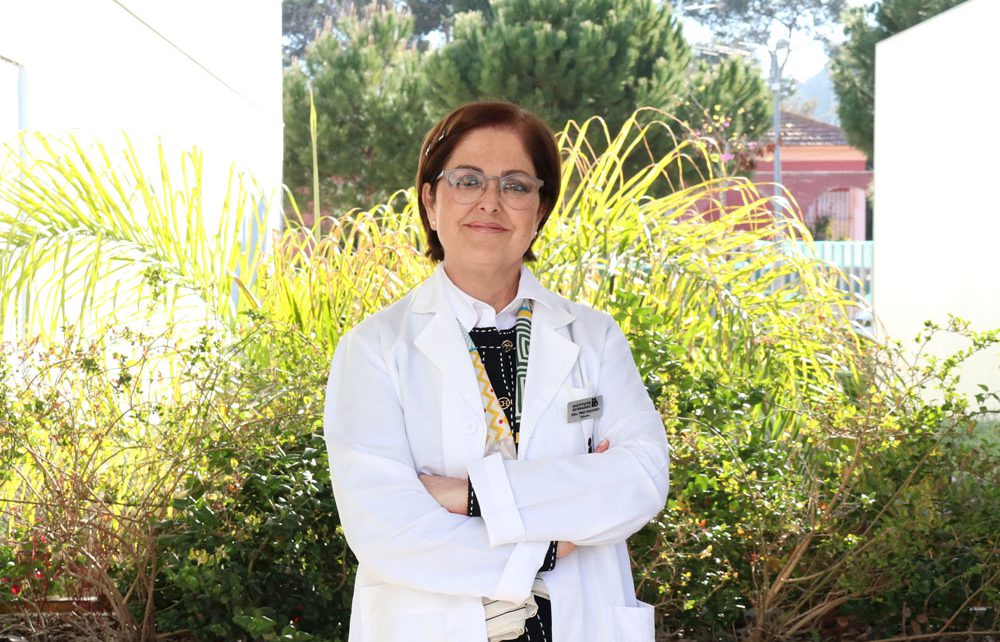 Conoce a la endocrinóloga Pino Navarro