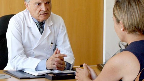 Was sind die Komplikationen, die bei einer In-vitro-Fertilisation (IVF) auftreten können?