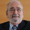 El Dr. D. Eduardo Vilaplana, Miembro de Honor de la Sociedad Española de Ginecología y Obstetricia.