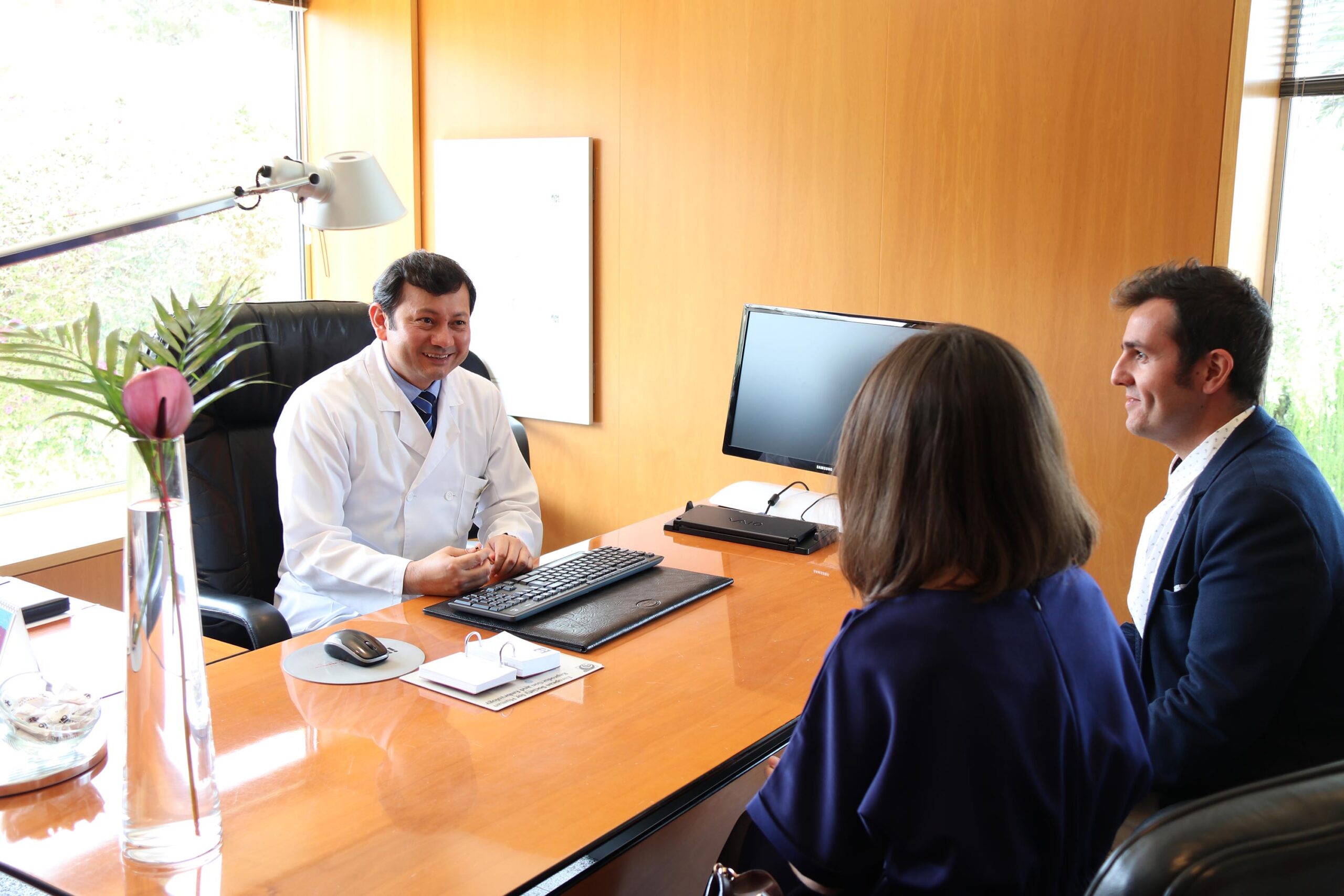 Immunotherapy with lymphocytes of male partner for embryo nesting. No evidence to back any benefit. Instituto Bernabeu