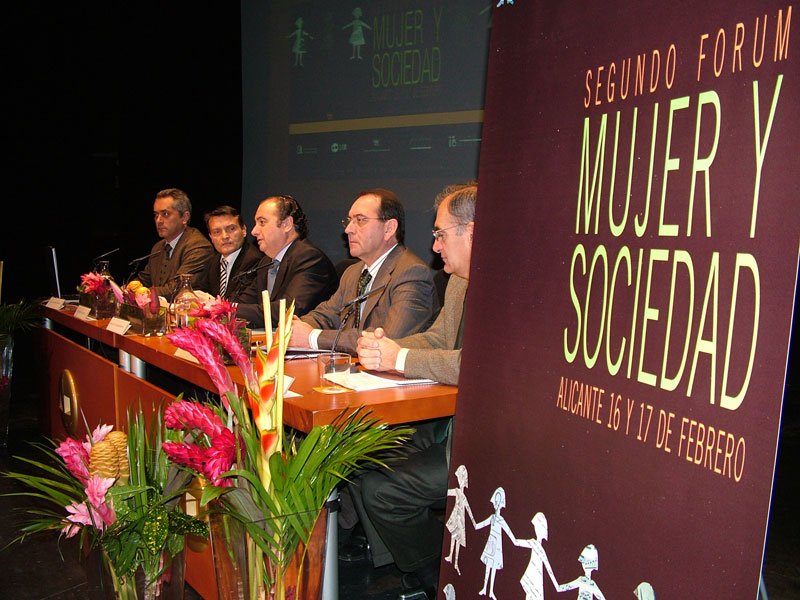 II FORUM MUJER Y SOCIEDAD 2007