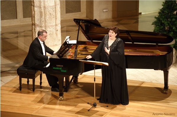 Actos mes de la mujer. Concierto de la soprano Ana María Sánchez