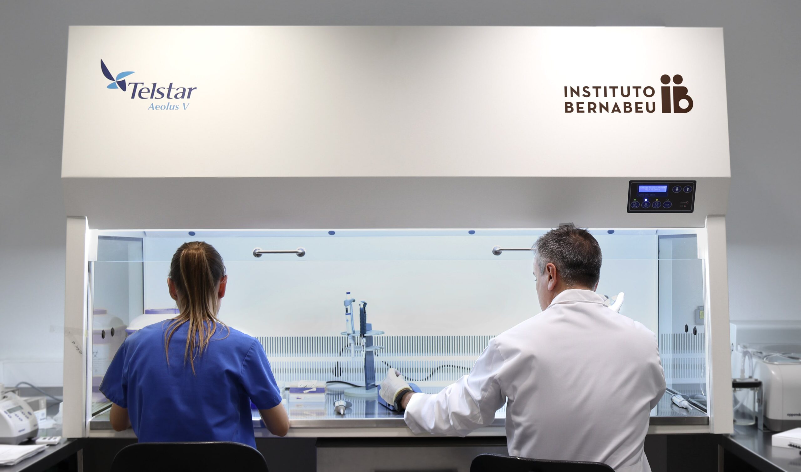 imagenes-laboratorio-genetica-ibbiotech-instituto-bernabeu-alicante