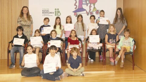 La Fundación Rafael Bernabeu celebra la entrega de premios de la XI edición del Concurso de Dibujo infantil y juvenil sobre la Maternidad