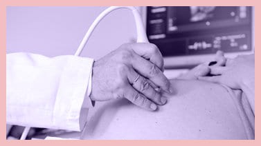 ¿Qué síntomas deben consultarse urgentemente durante el embarazo?