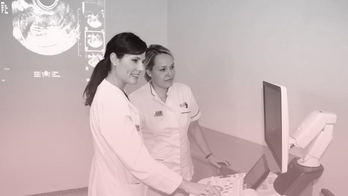 La Dra. Andrea Bernabeu, CEO y directora médica de Instituto Bernabeu, destaca la investigación y la medicina personalizada como claves del futuro de la reproducción asistida.